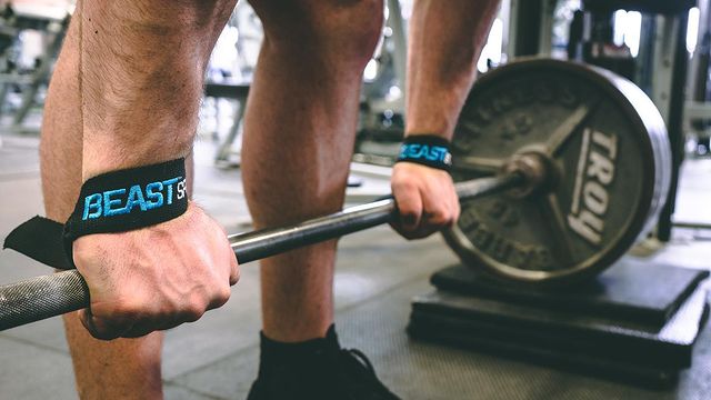 @beastsportsnutrition has our done themselves with their accessories this year. Grab yourself a shirt, hat, or lifting accessories if you want some high quality merch that tells the gym that you’re a Beast!