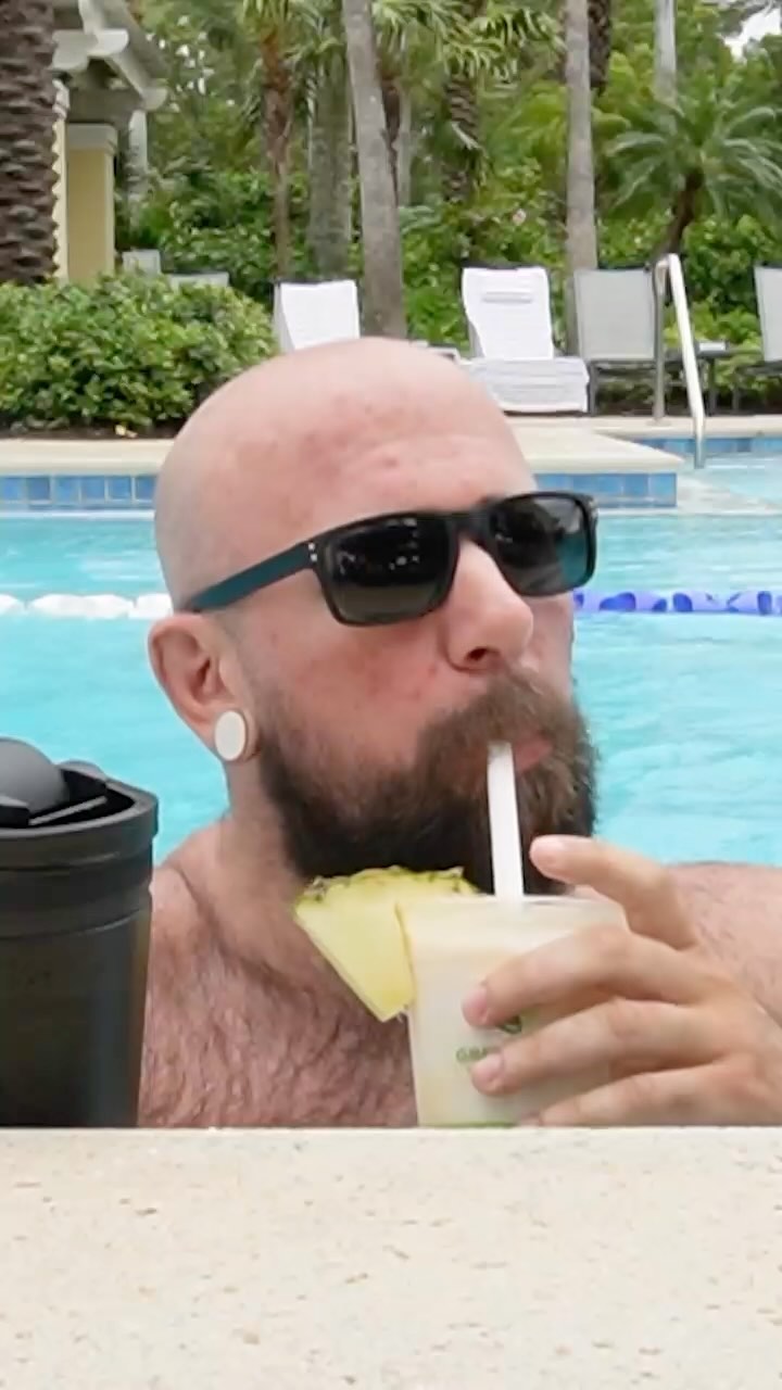 @musclesportusa pina colada in its natural habitat- poolside!