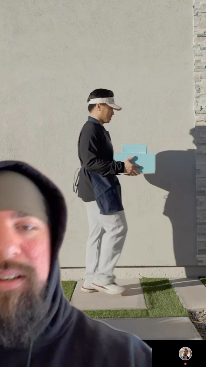 New @ghostlifestyle collab with @cinnabon or @cjramiro_ is working at the mall cafeteria now