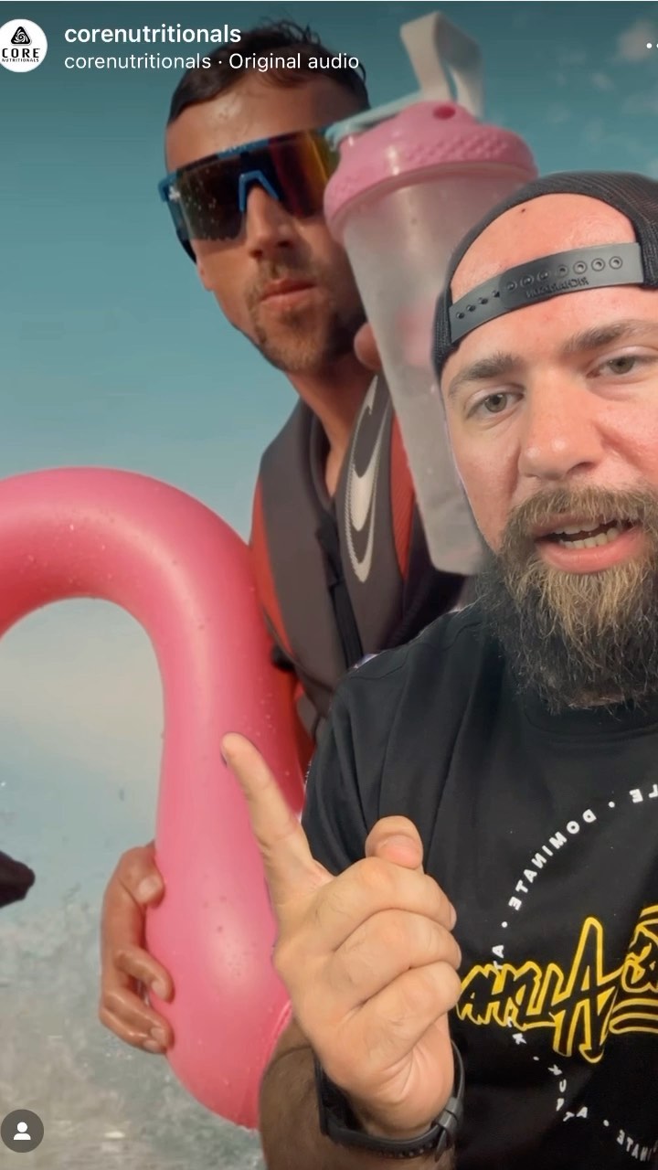 Hmmmmm... What's with Doug Miller and this pink flamingo?