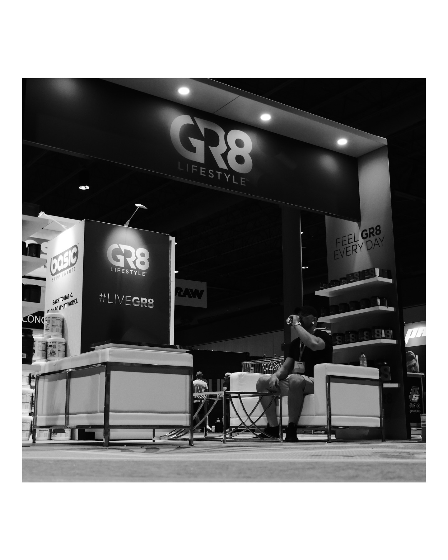 Things are heating up for the @gnclivewell global conference! We’re here to show off some cool things with @gr8 but here’s a look at the calm before the storm in the expo hall…