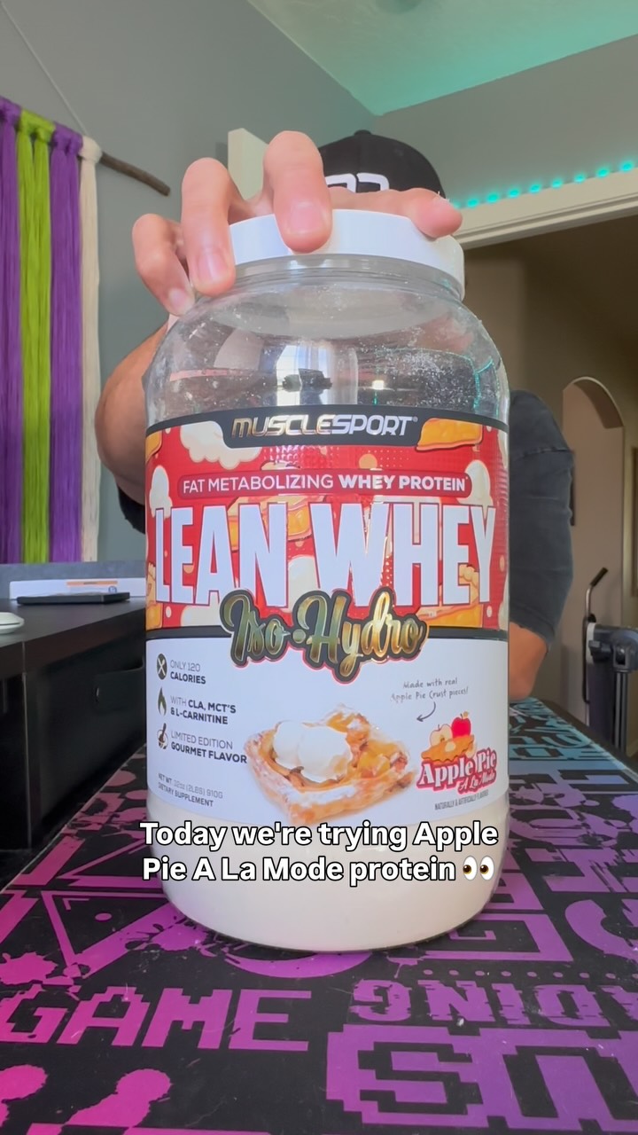 Trying Apple Pie Al La Mode Protein Powder 
